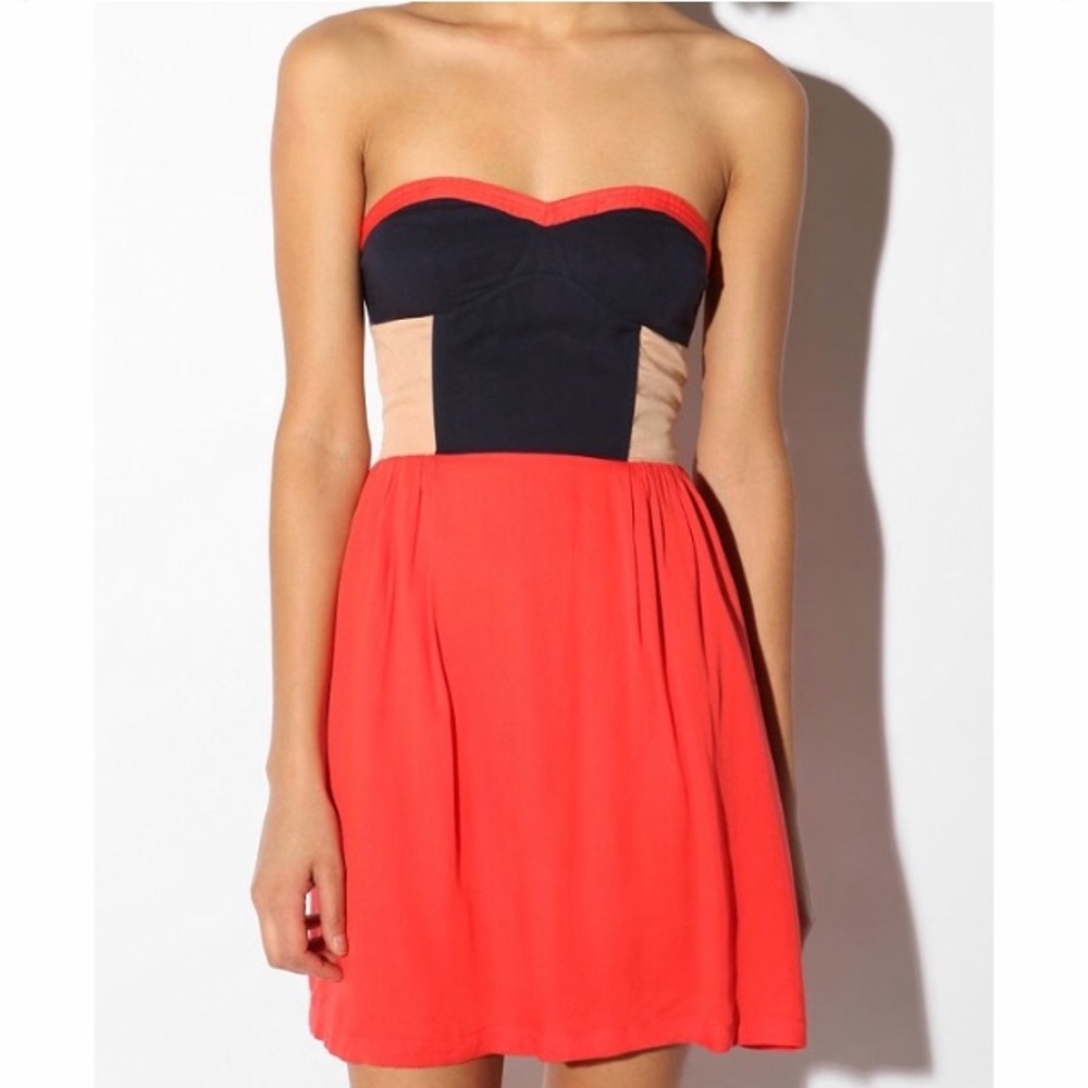Sparkle & Fade strapless block color dress